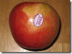 Honeycrisp apple photo by onefish2 on Flickr